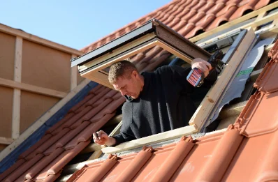 Pose de fenêtres de toit Velux à Lombard